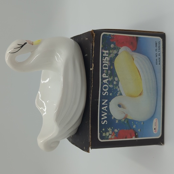 Other - Vintage Swan Soap Dish 5 Inch White Shiny Ceramic Trinket Dish Decorative
